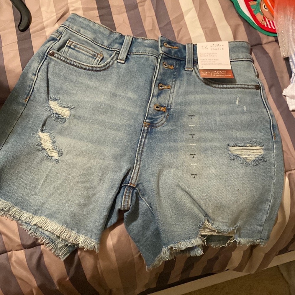 LC high rise shorts